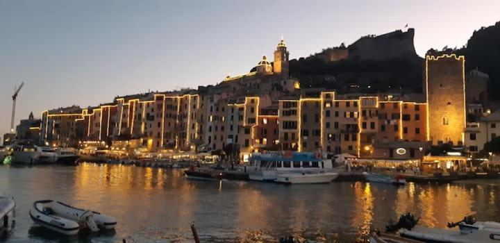 Casa Vacanze Luna Πόρτο Βένερε Εξωτερικό φωτογραφία